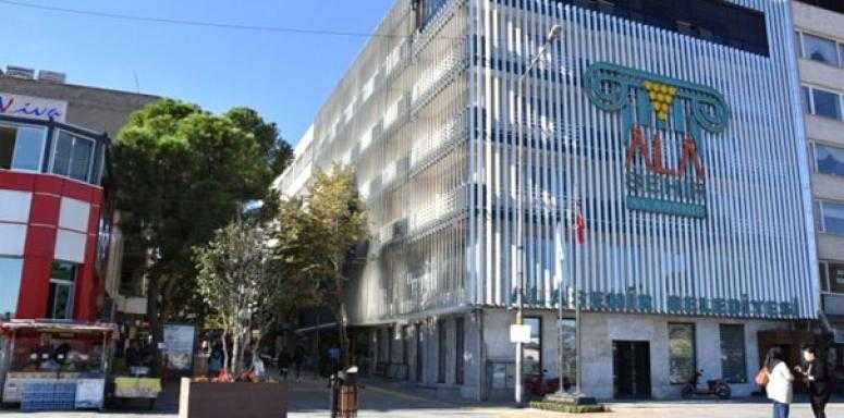 BELEDİYEDE GÖREV DEĞİŞİMİ...