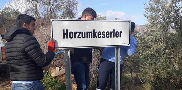 Alaşehir’de Trafik Levhaları Yenileniyor